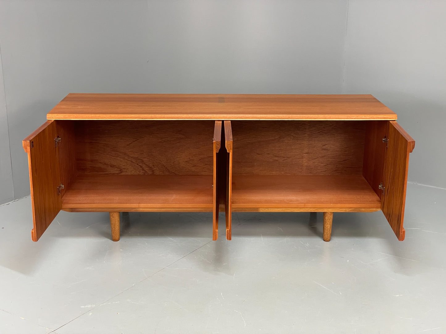 Vintage G-Plan Teak Sideboard 1970s Herringbone Pattern Shelving Retro EB12084